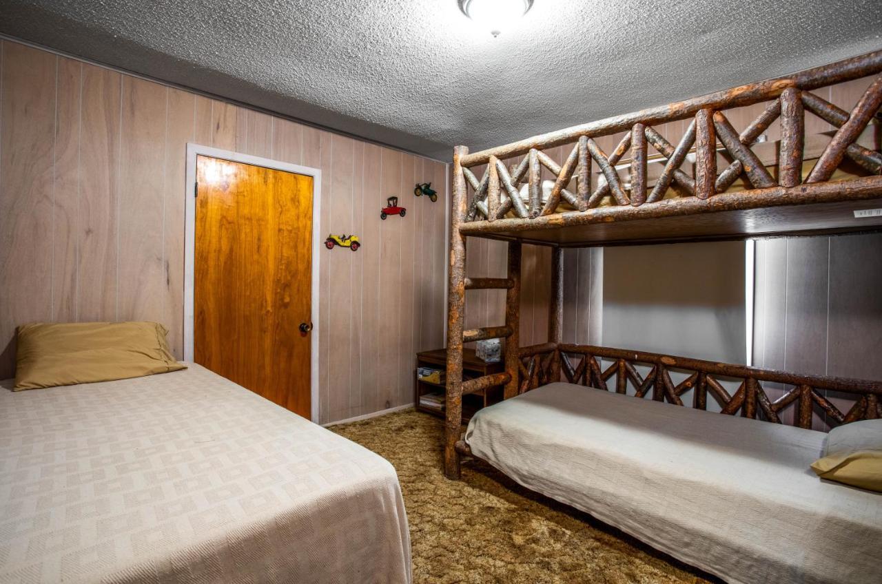 Отель 3H Ranch Mountain Retreat Medina Экстерьер фото