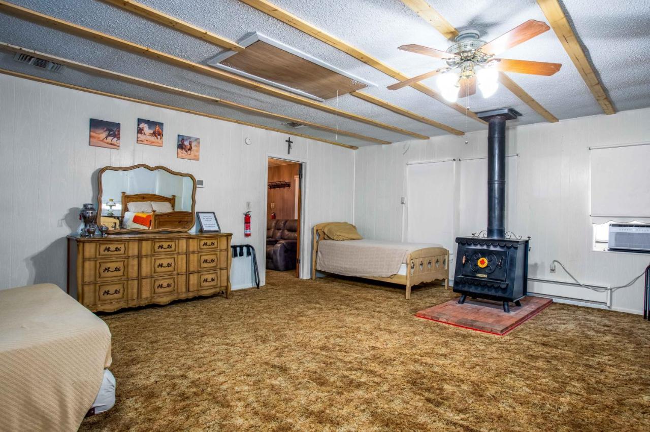 Отель 3H Ranch Mountain Retreat Medina Экстерьер фото