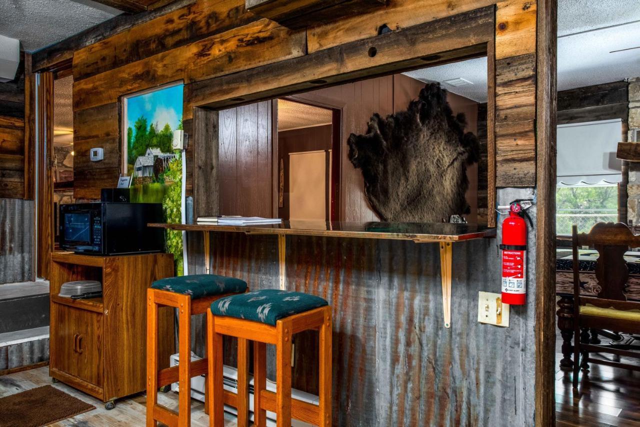 Отель 3H Ranch Mountain Retreat Medina Экстерьер фото