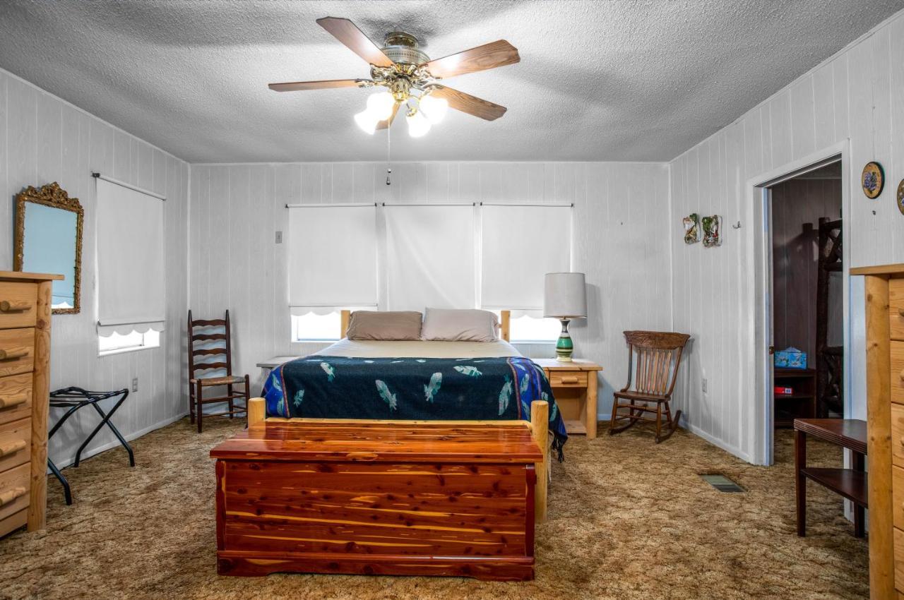 Отель 3H Ranch Mountain Retreat Medina Экстерьер фото