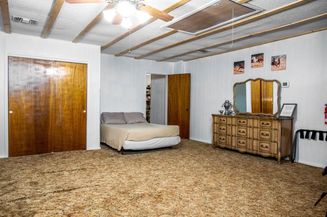 Отель 3H Ranch Mountain Retreat Medina Экстерьер фото